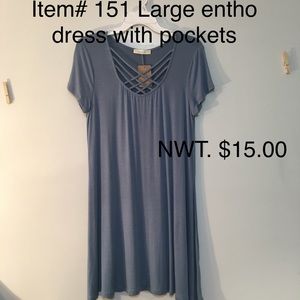 Item#151. NWT. Large entro Boutique dress with pockets